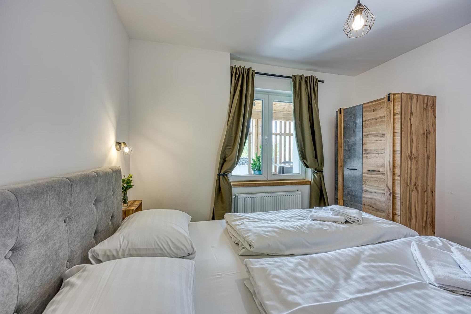 Vila Lisjak - Apartments ポドチェトルテク 部屋 写真